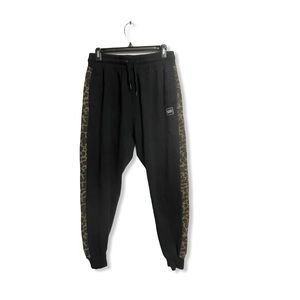 Young & Reckless sweatpants